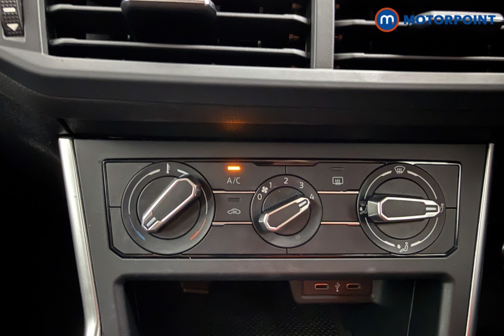 Volkswagen Polo Life Manual Petrol Hatchback - Stock Number (1653780) - 10th supplementary image