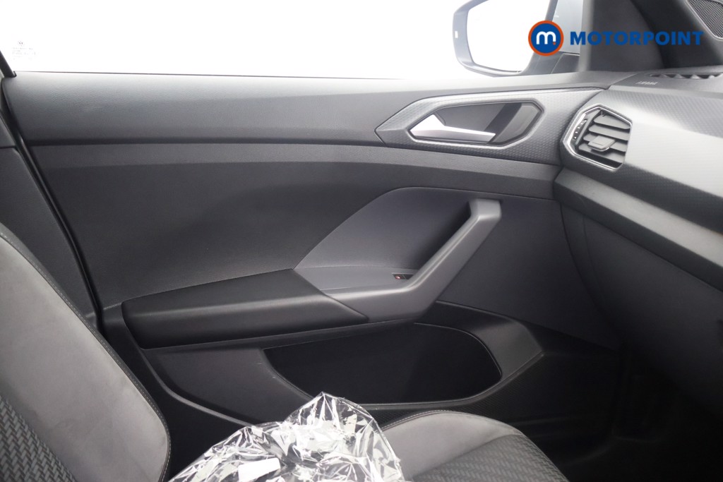Volkswagen T-Cross R-Line Manual Petrol SUV - Stock Number (1653808) - 11th supplementary image