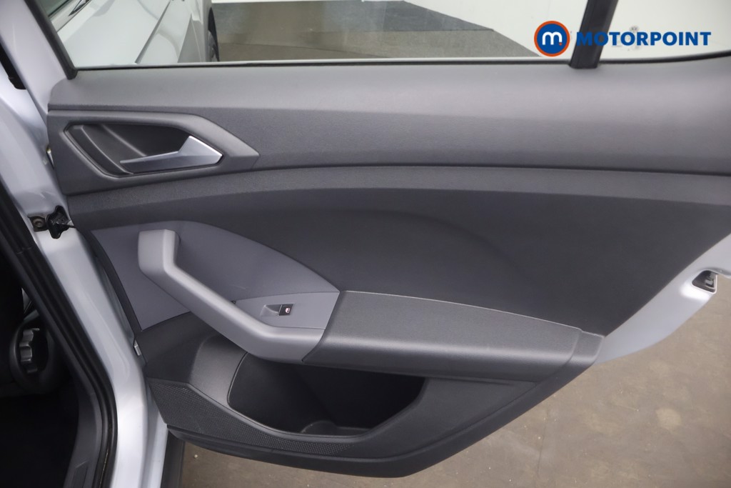 Volkswagen T-Cross R-Line Manual Petrol SUV - Stock Number (1653808) - 15th supplementary image