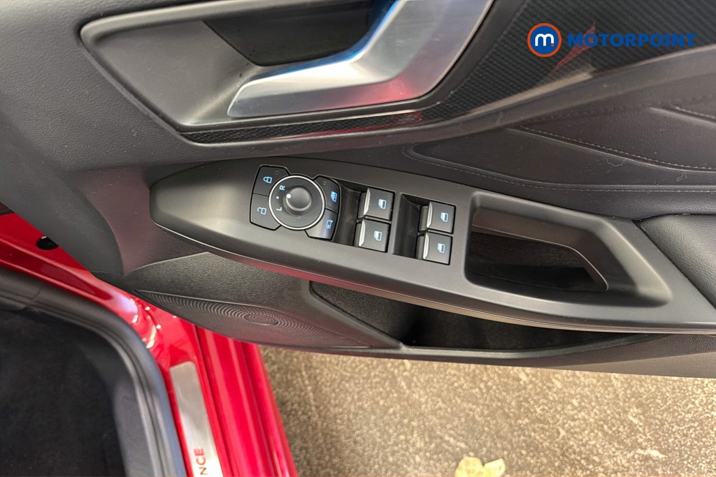 Ford Focus ST Manual Petrol Hatchback - Stock Number (1654018) - 20th supplementary image
