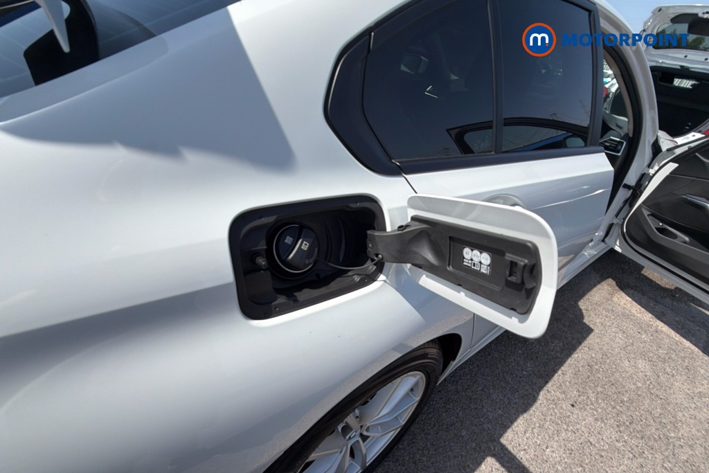 BMW 3 Series Se Pro Automatic Petrol Plug-In Hybrid Saloon - Stock Number (1654322) - 41st supplementary image