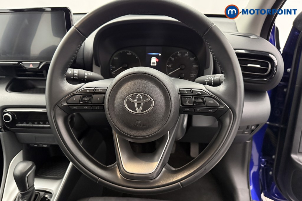 Toyota Yaris Icon Automatic Petrol-Electric Hybrid Hatchback - Stock Number (1654647) - 2nd supplementary image