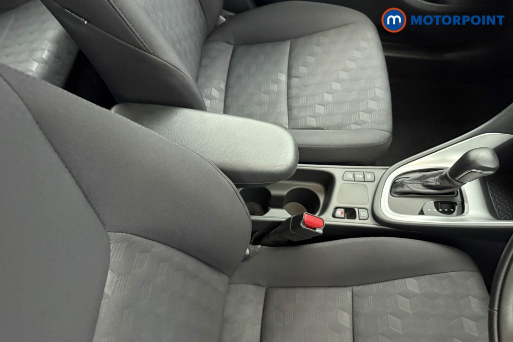 Toyota Yaris Icon Automatic Petrol-Electric Hybrid Hatchback - Stock Number (1654647) - 11th supplementary image