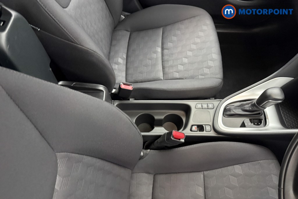 Toyota Yaris Icon Automatic Petrol-Electric Hybrid Hatchback - Stock Number (1654647) - 12th supplementary image