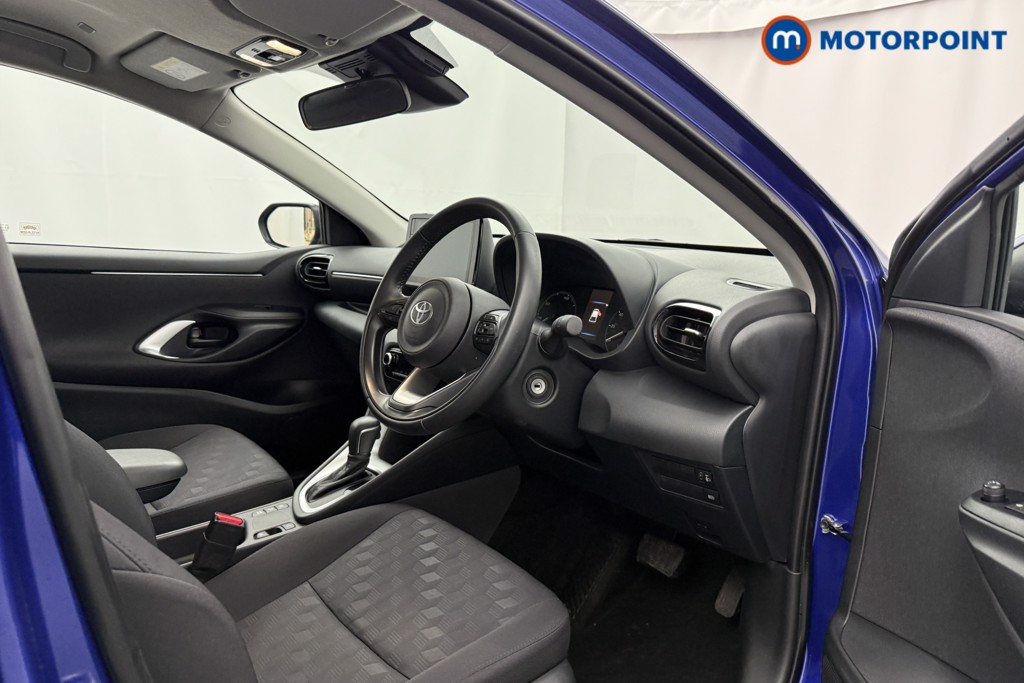 Toyota Yaris Icon Automatic Petrol-Electric Hybrid Hatchback - Stock Number (1654647) - 1st supplementary image
