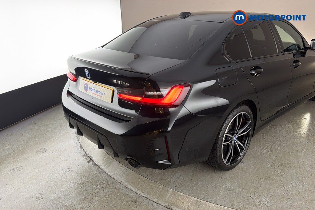 BMW 3 Series M Sport Automatic Petrol Plug-In Hybrid Saloon - Stock Number (1654888) - 38th supplementary image