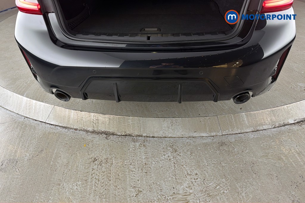 BMW 3 Series M Sport Automatic Petrol Plug-In Hybrid Saloon - Stock Number (1654888) - 39th supplementary image