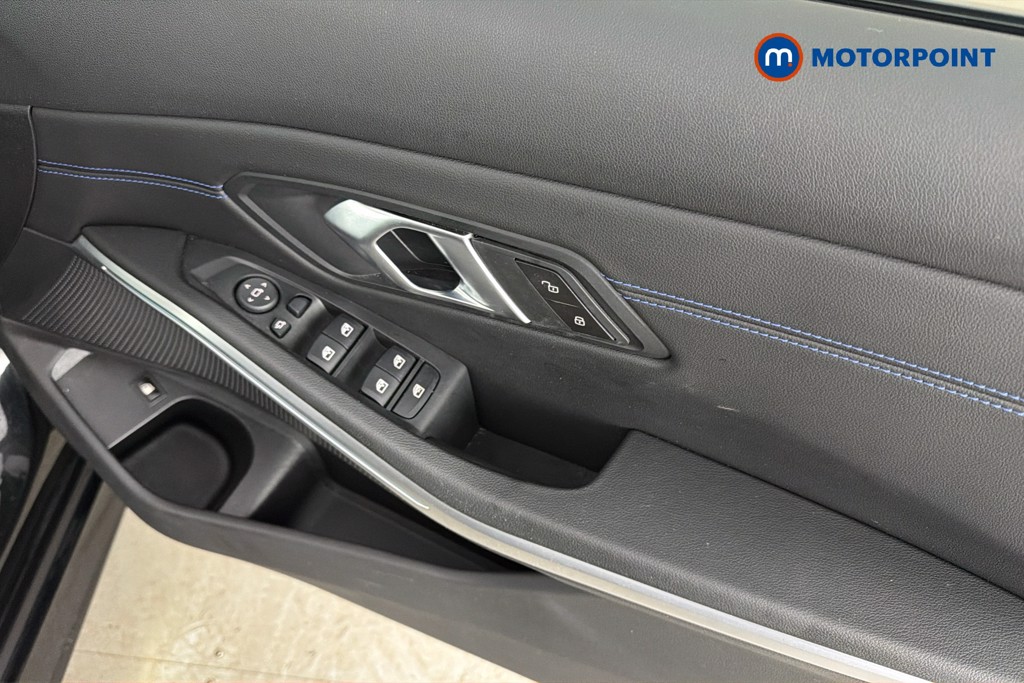 BMW 3 Series M Sport Automatic Petrol Plug-In Hybrid Saloon - Stock Number (1654888) - 42nd supplementary image