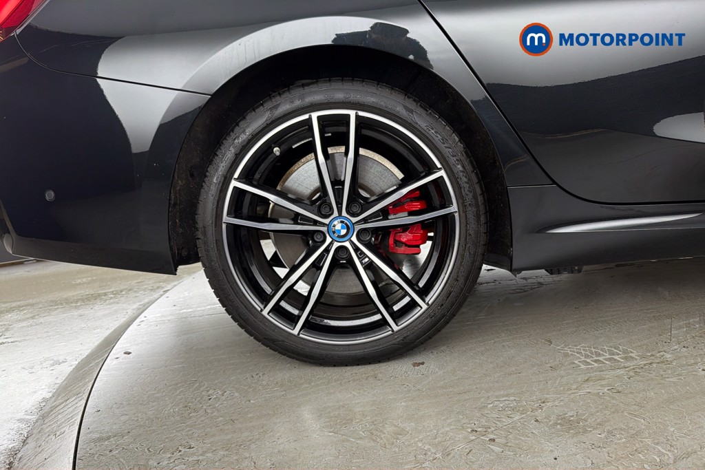 BMW 3 Series M Sport Automatic Petrol Plug-In Hybrid Saloon - Stock Number (1654888) - 49th supplementary image