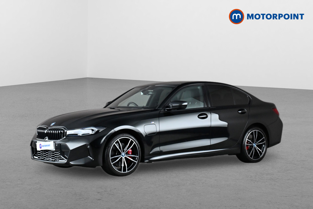 BMW 3 Series M Sport Automatic Petrol Plug-In Hybrid Saloon - Stock Number (1654888) - Passenger side front corner