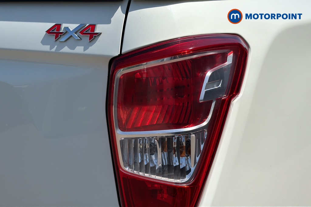 KGM Musso Saracen Plus Automatic Diesel Double Cab Pick-Up - Stock Number (1655226) - 36th supplementary image
