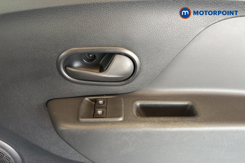 Dacia Sandero Essential Manual Petrol Hatchback - Stock Number (1655383) - 19th supplementary image