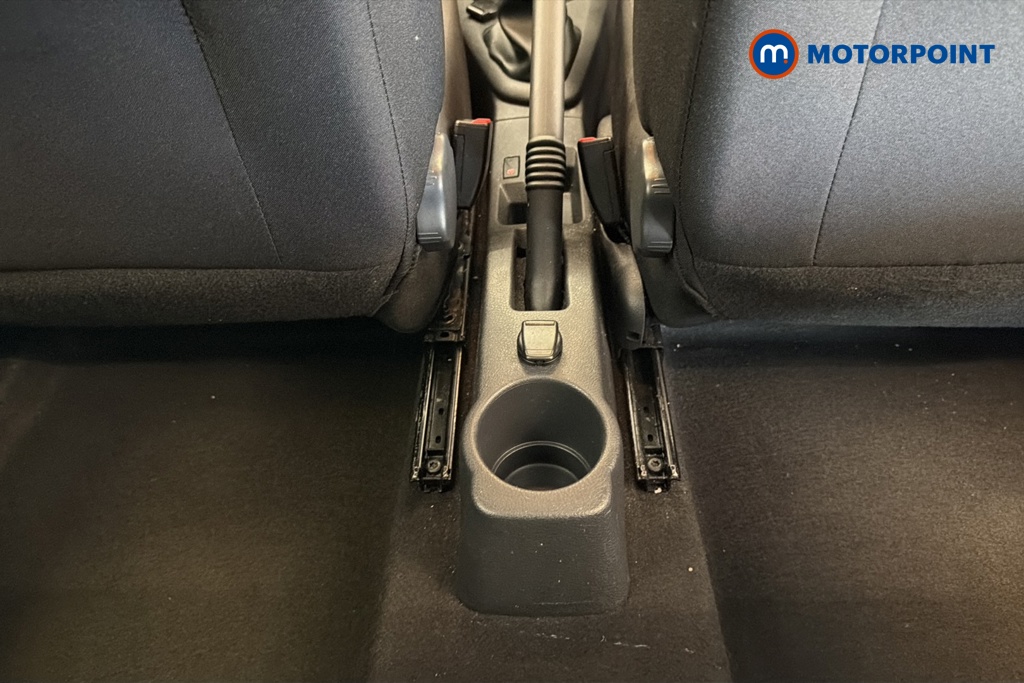 Dacia Sandero Essential Manual Petrol Hatchback - Stock Number (1655383) - 28th supplementary image