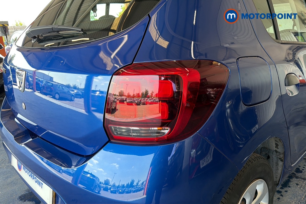 Dacia Sandero Essential Manual Petrol Hatchback - Stock Number (1655383) - 36th supplementary image