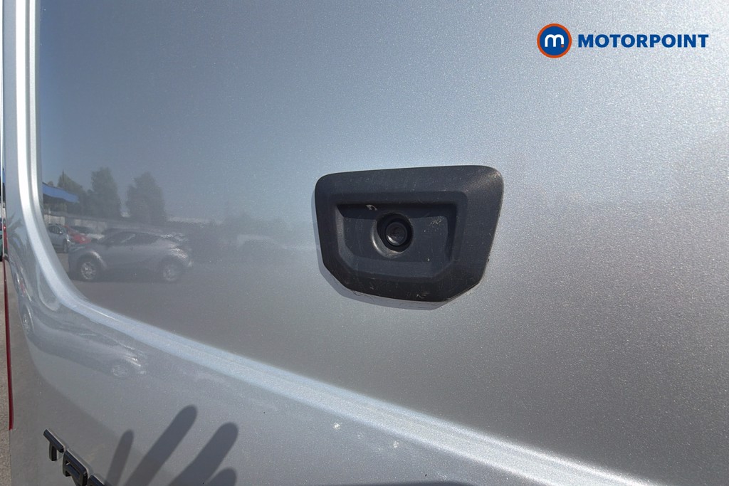 Ford Transit Limited Automatic Diesel Medium Roof Van - Stock Number (1632799) - 36th supplementary image