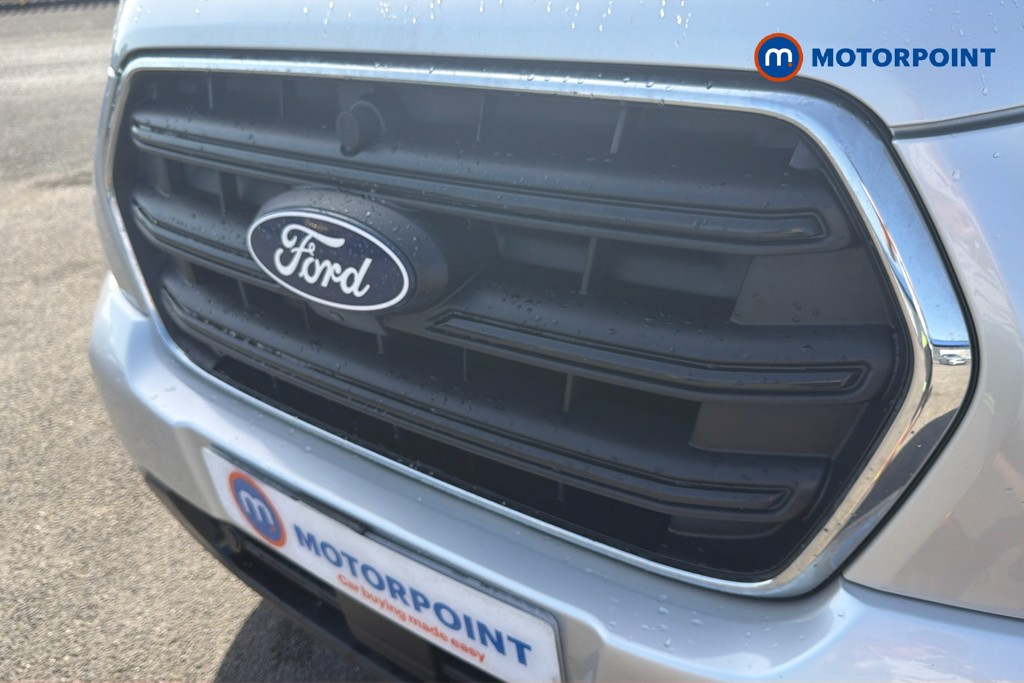 Ford Transit Limited Automatic Diesel Medium Roof Van - Stock Number (1632799) - 45th supplementary image