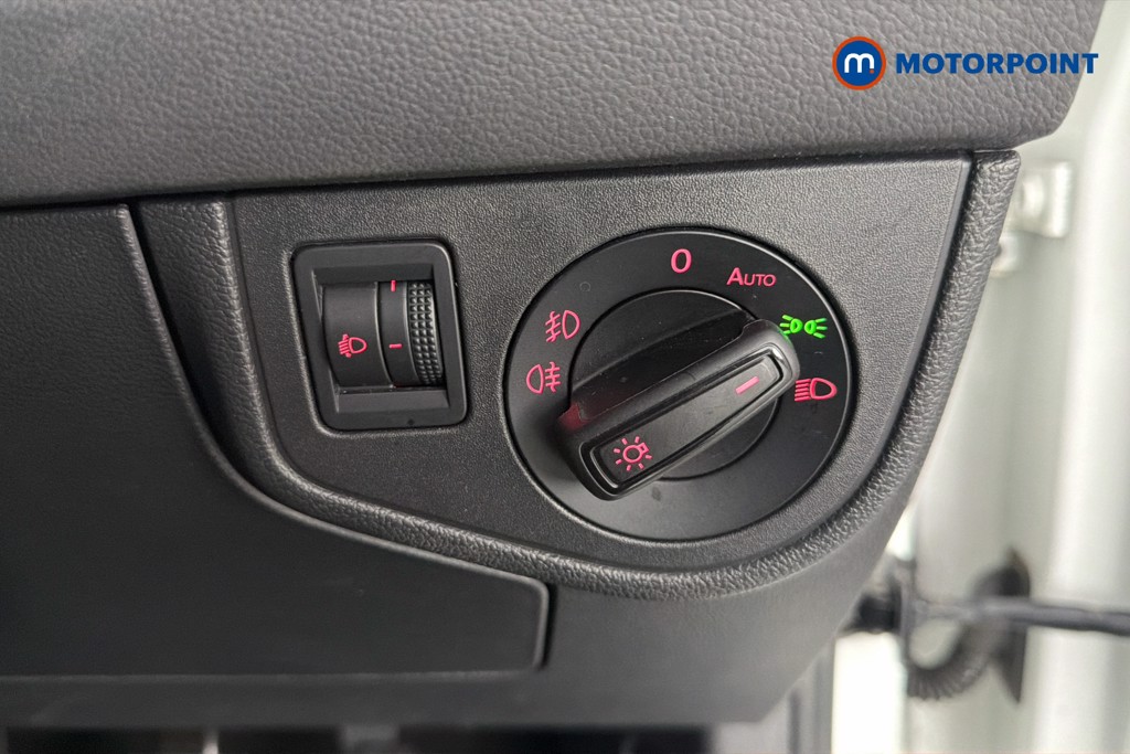 Volkswagen Polo Match Manual Petrol Hatchback - Stock Number (1637770) - 18th supplementary image