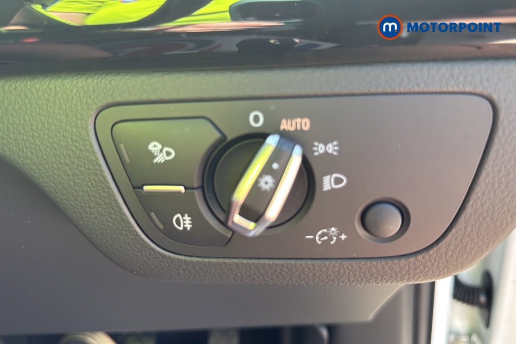 Audi Q5 Black Edition Automatic Petrol Plug-In Hybrid SUV - Stock Number (1641219) - 11th supplementary image