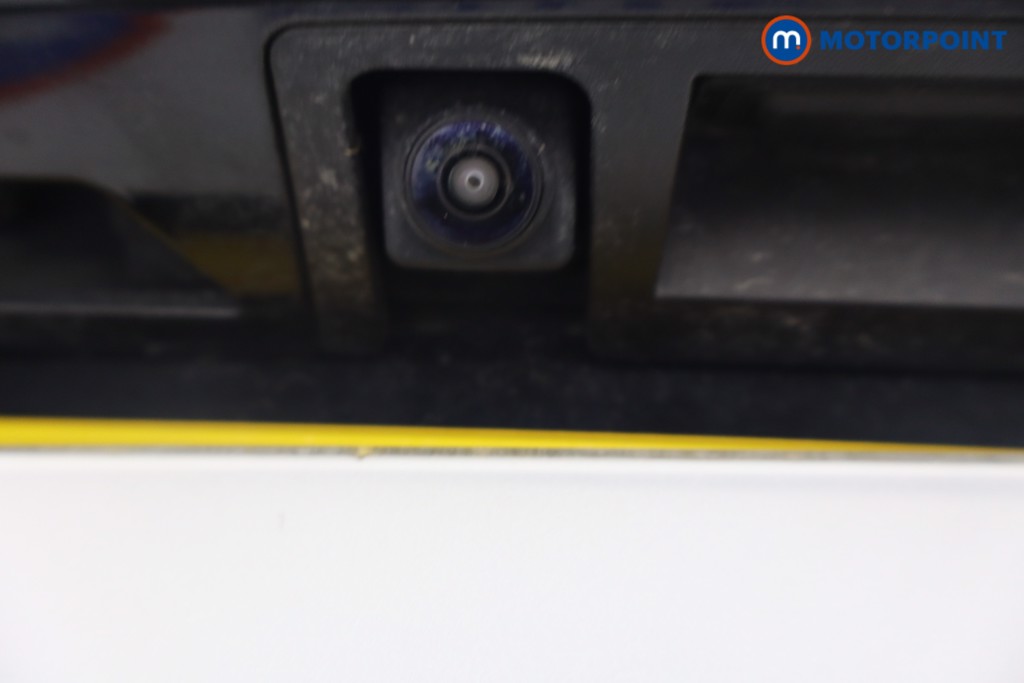 Nissan Juke N-Connecta Automatic Petrol SUV - Stock Number (1642421) - 7th supplementary image