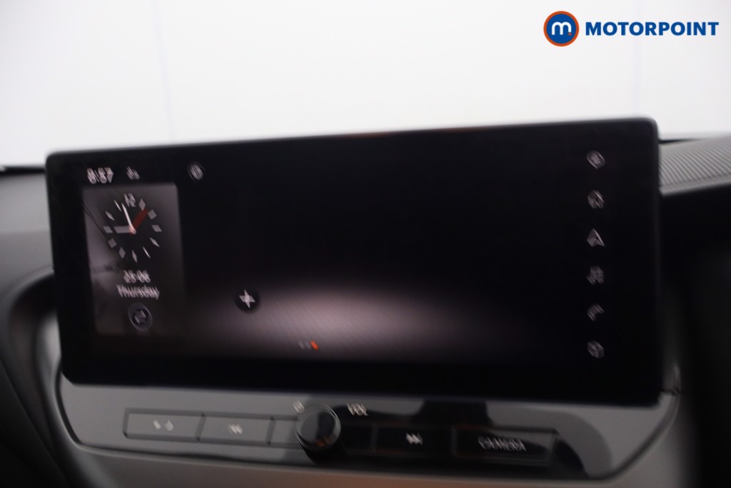 Nissan Juke N-Connecta Automatic Petrol SUV - Stock Number (1642421) - 21st supplementary image