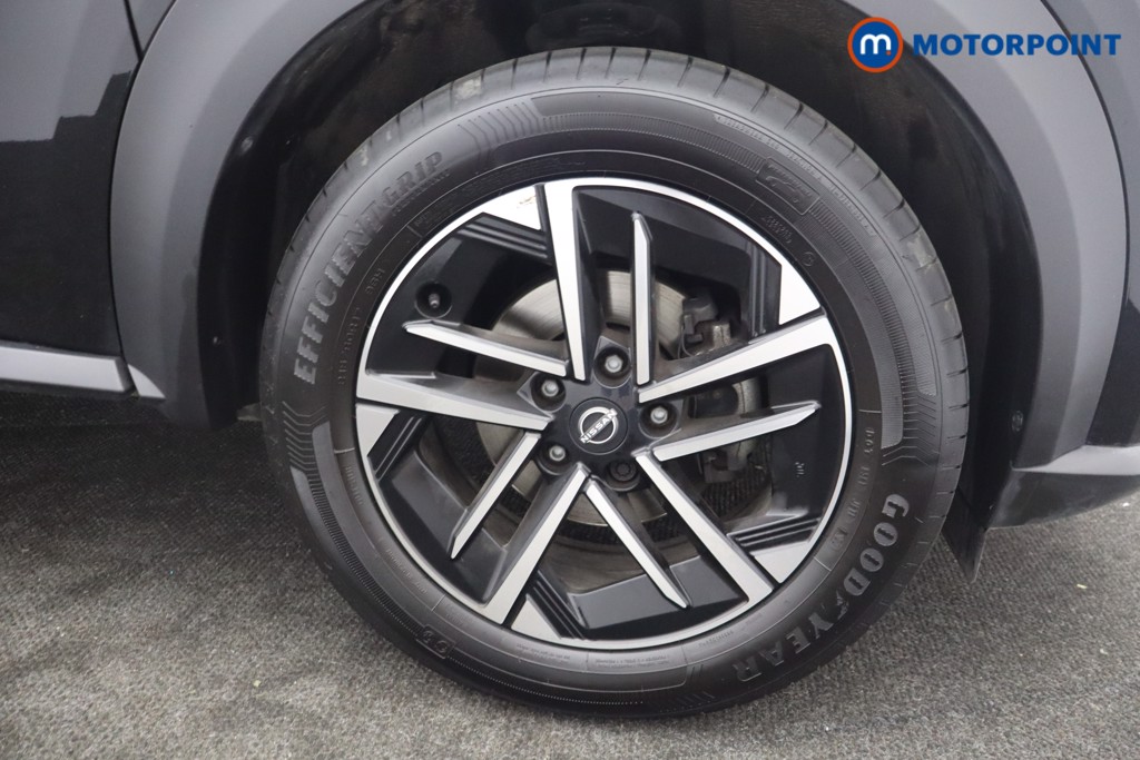 Nissan Juke N-Connecta Automatic Petrol SUV - Stock Number (1642421) - 24th supplementary image