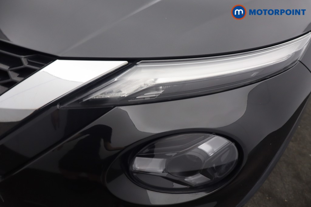 Nissan Juke N-Connecta Automatic Petrol SUV - Stock Number (1642421) - 26th supplementary image