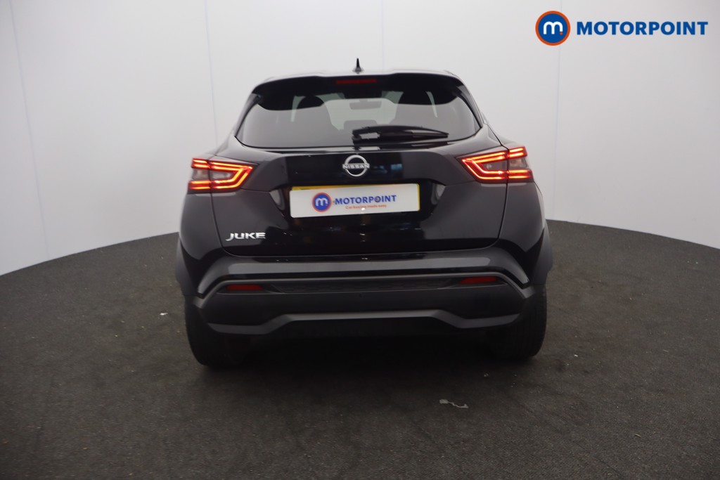 Nissan Juke N-Connecta Automatic Petrol SUV - Stock Number (1642421) - 1st supplementary image
