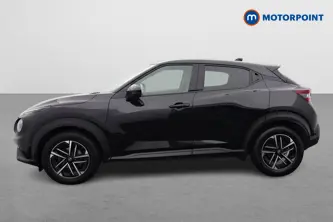 Nissan Juke N-Connecta Automatic Petrol SUV - Stock Number (1642421) - Passenger side
