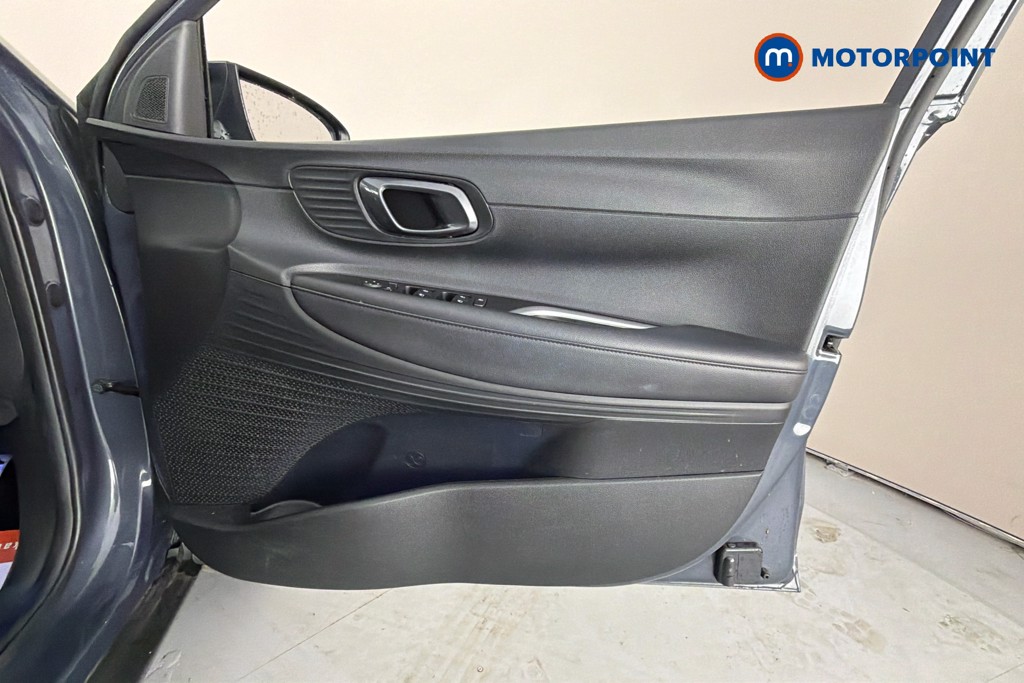 Hyundai Bayon Premium Automatic Petrol SUV - Stock Number (1643255) - 19th supplementary image