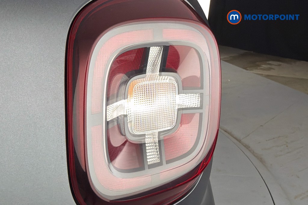 Dacia Duster Comfort Manual Diesel SUV - Stock Number (1644808) - 38th supplementary image
