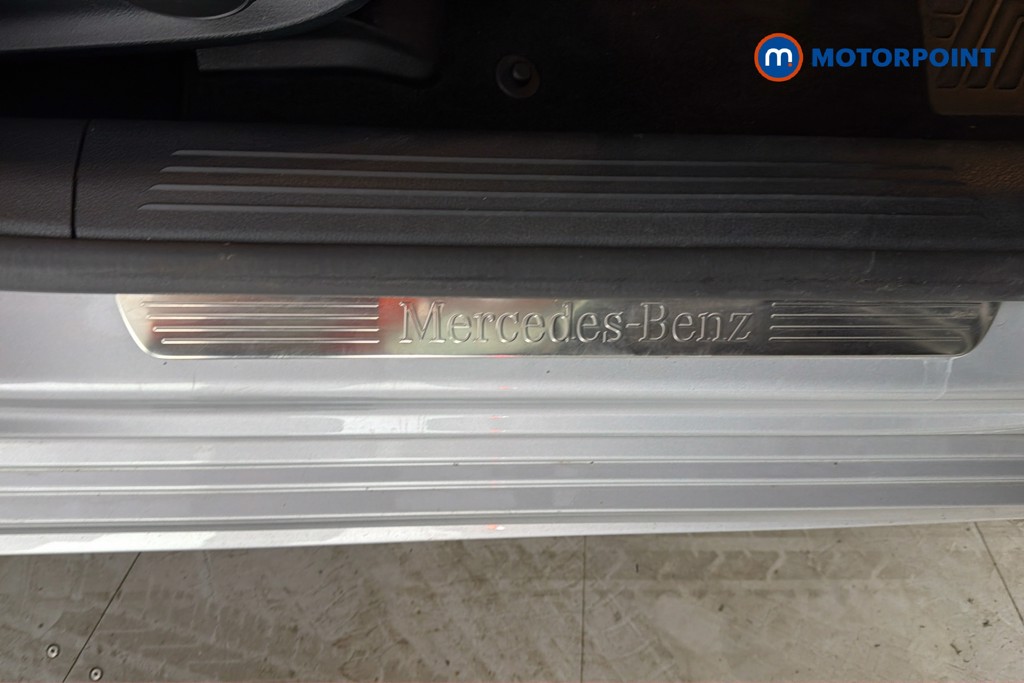 Mercedes-Benz A Class Amg Line Manual Petrol Hatchback - Stock Number (1644851) - 27th supplementary image