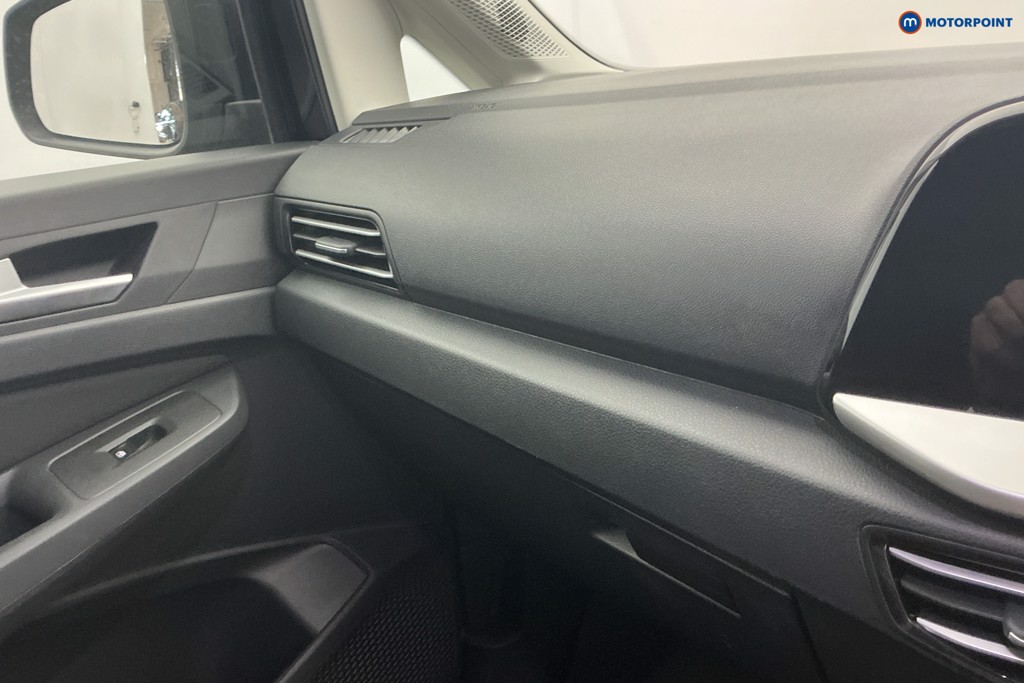 Ford Transit Connect Limited Automatic Petrol Plug-In Hybrid Panel Van - Stock Number (1647923) - 16th supplementary image