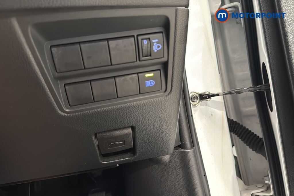 Toyota Yaris Cross Design Automatic Petrol-Electric Hybrid Estate - Stock Number (1648281) - 11th supplementary image