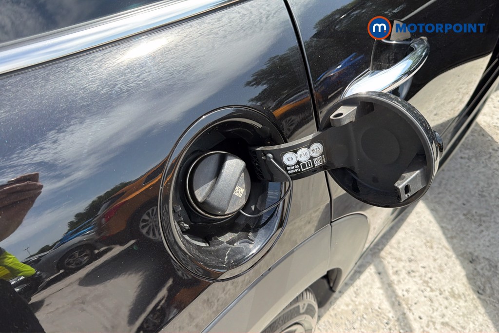 Mini Hatchback Cooper S Sport Automatic Petrol Hatchback - Stock Number (1648299) - 41st supplementary image