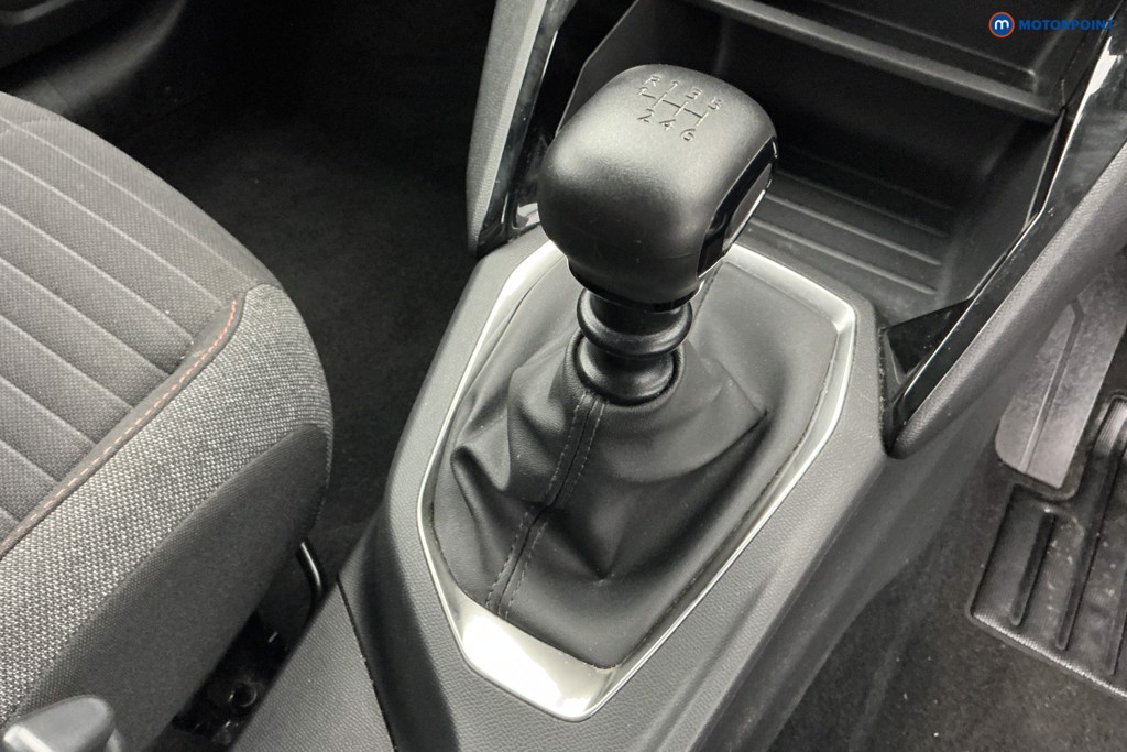 Peugeot 208 Active Premium -Plus Manual Petrol Hatchback - Stock Number (1648418) - 14th supplementary image