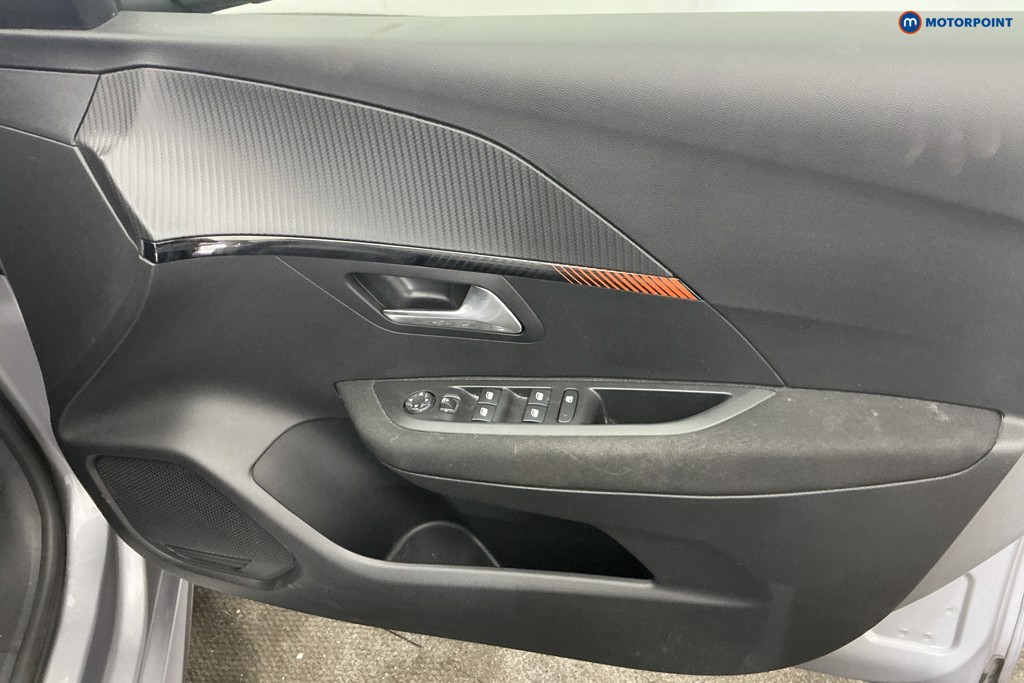Peugeot 208 Active Premium -Plus Manual Petrol Hatchback - Stock Number (1648418) - 23rd supplementary image