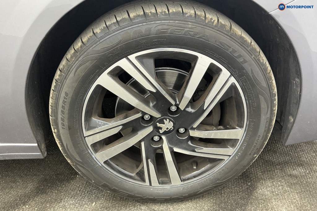 Peugeot 208 Active Premium -Plus Manual Petrol Hatchback - Stock Number (1648418) - 33rd supplementary image