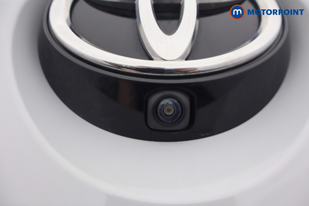 Toyota Corolla Gr Sport Automatic Petrol-Electric Hybrid Hatchback - Stock Number (1648704) - 5th supplementary image