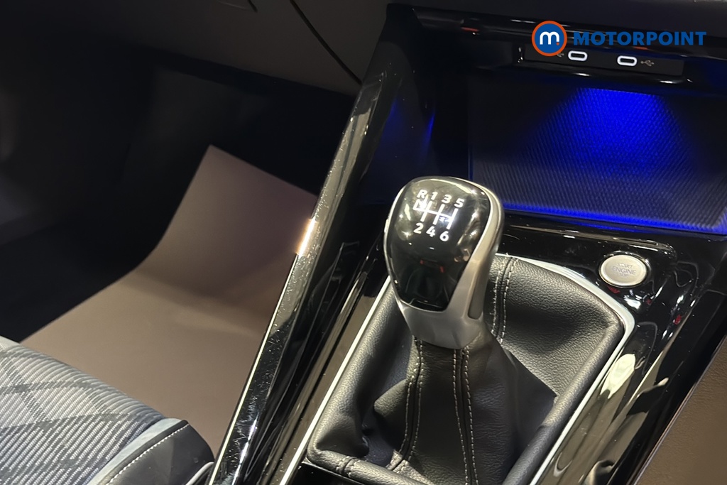 Volkswagen Golf R-Line Manual Petrol Hatchback - Stock Number (1648847) - 999th supplementary image