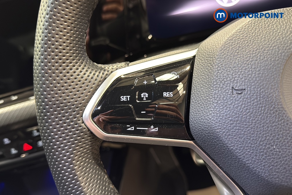 Volkswagen Golf R-Line Manual Petrol Hatchback - Stock Number (1648847) - 4th supplementary image