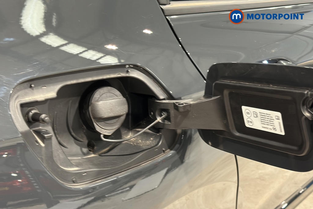 Volkswagen Golf R-Line Manual Petrol Hatchback - Stock Number (1648847) - 41st supplementary image