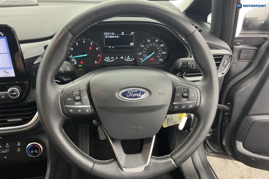 Ford Fiesta Zetec Manual Petrol Hatchback - Stock Number (1649167) - 6th supplementary image