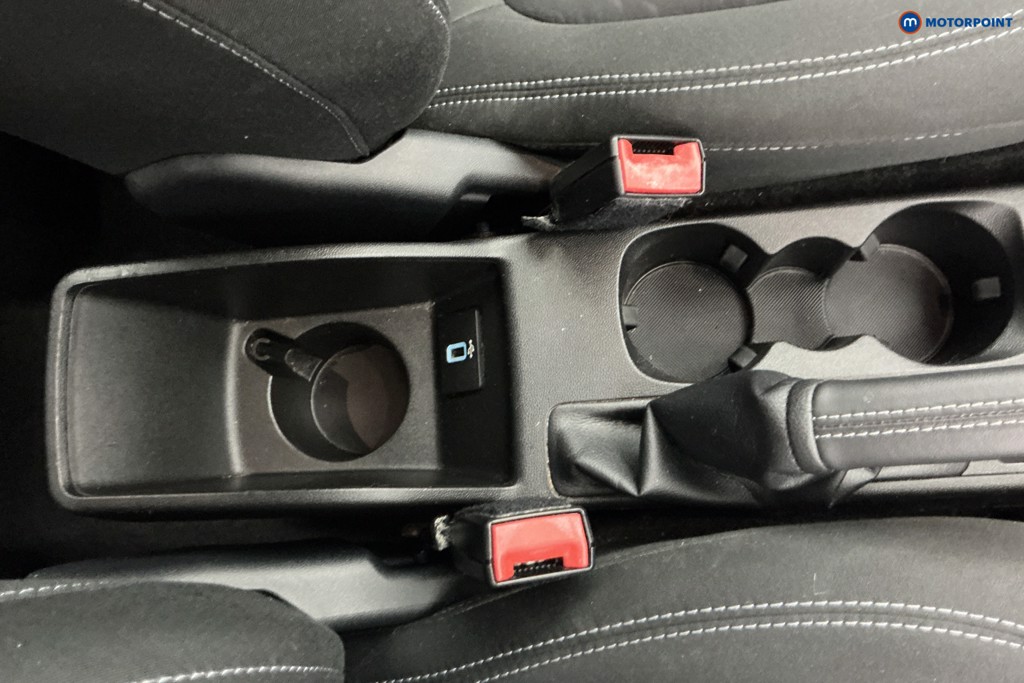 Ford Fiesta Zetec Manual Petrol Hatchback - Stock Number (1649167) - 13th supplementary image