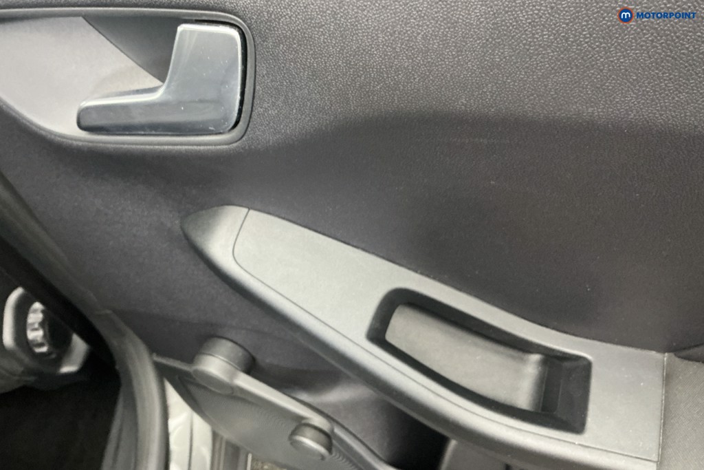 Ford Fiesta Zetec Manual Petrol Hatchback - Stock Number (1649167) - 27th supplementary image