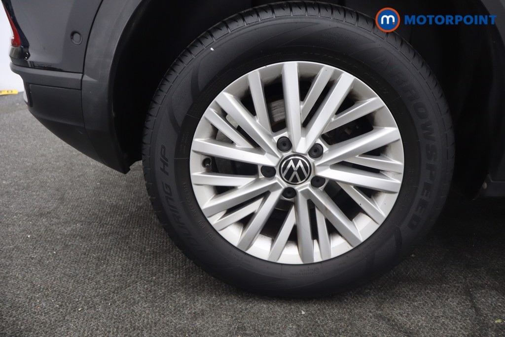 Volkswagen T-Roc Life Manual Petrol SUV - Stock Number (1649450) - 6th supplementary image
