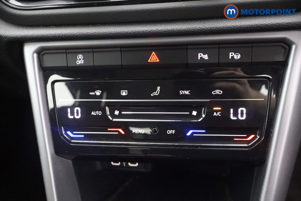 Volkswagen T-Roc Life Manual Petrol SUV - Stock Number (1649450) - 17th supplementary image