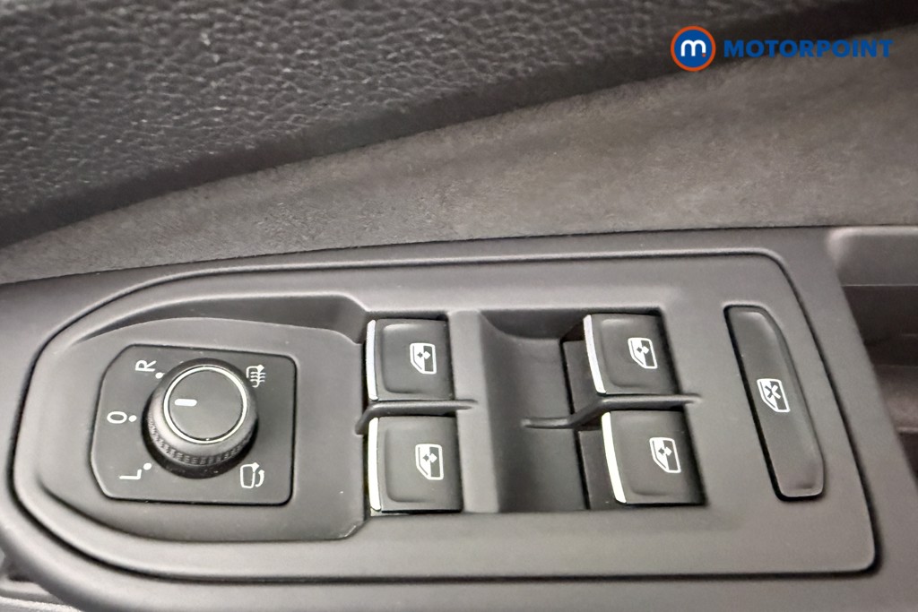 Volkswagen Golf Style Automatic Petrol Plug-In Hybrid Hatchback - Stock Number (1649638) - 19th supplementary image