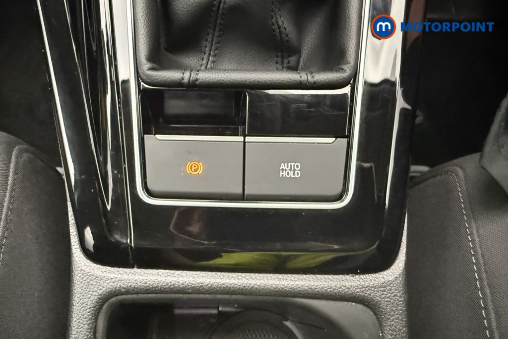 Volkswagen Golf Style Edition Manual Petrol Hatchback - Stock Number (1649672) - 16th supplementary image
