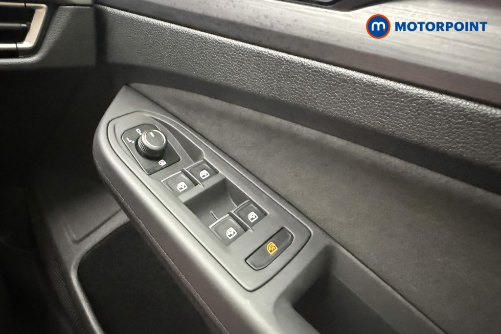 Volkswagen Golf Style Edition Manual Petrol Hatchback - Stock Number (1649672) - 17th supplementary image