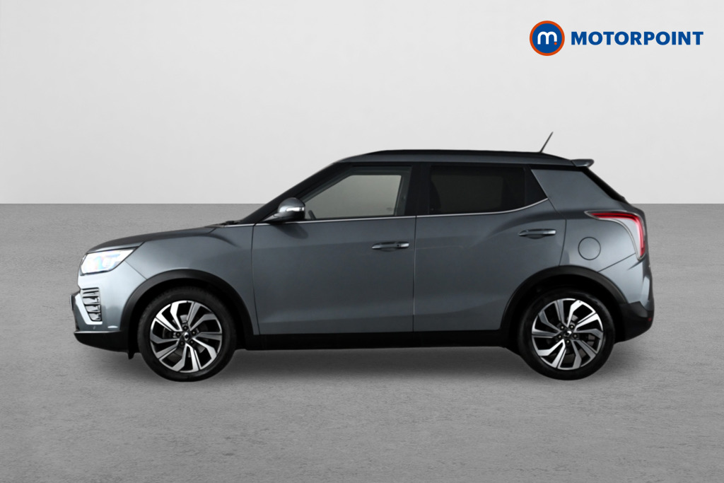 Ssangyong Tivoli Ultimate Automatic Petrol SUV - Stock Number (1650075) - Passenger side